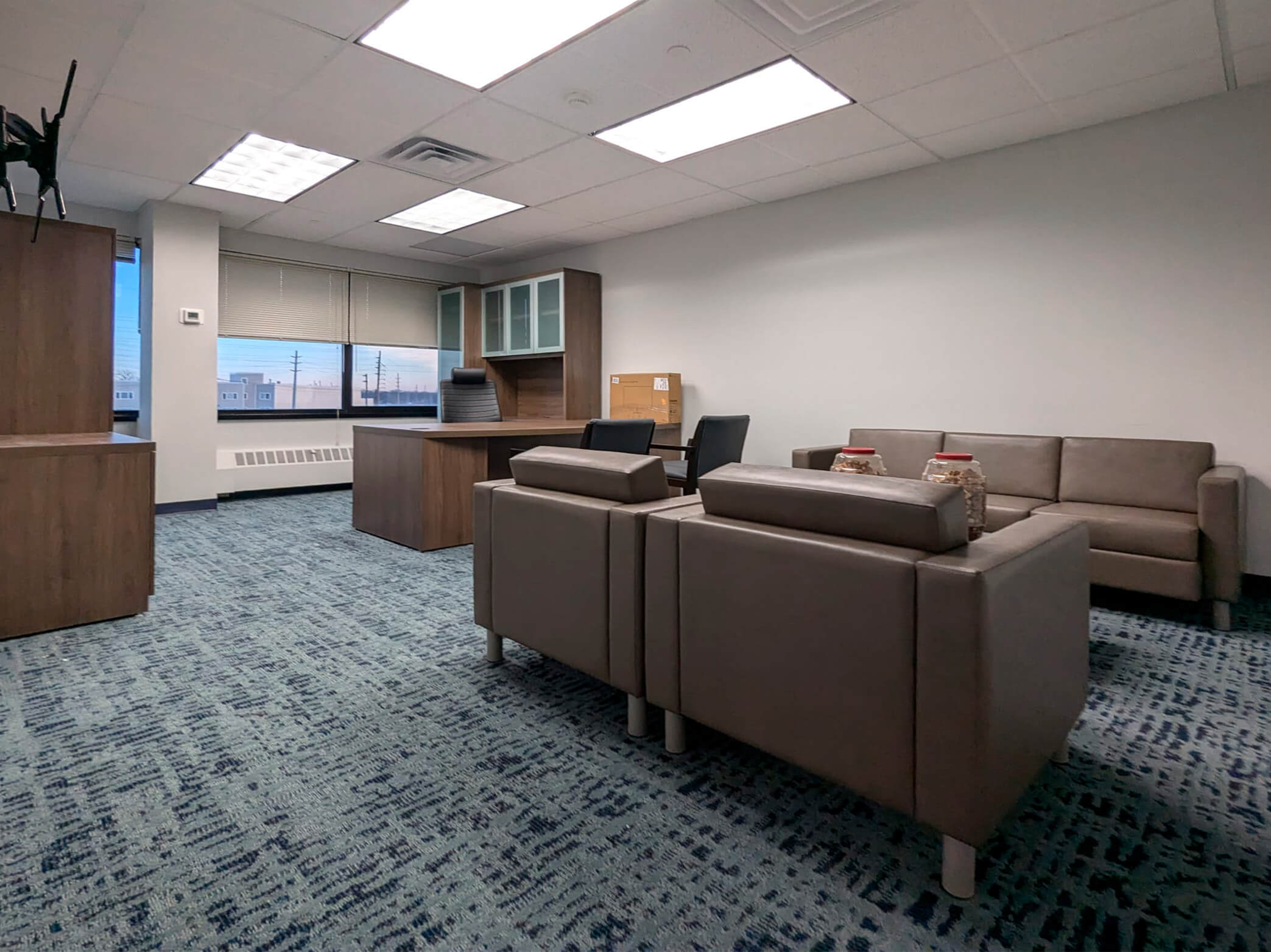 Office lounge furniture 490 3 1 Office lounge furniture 490 3 1